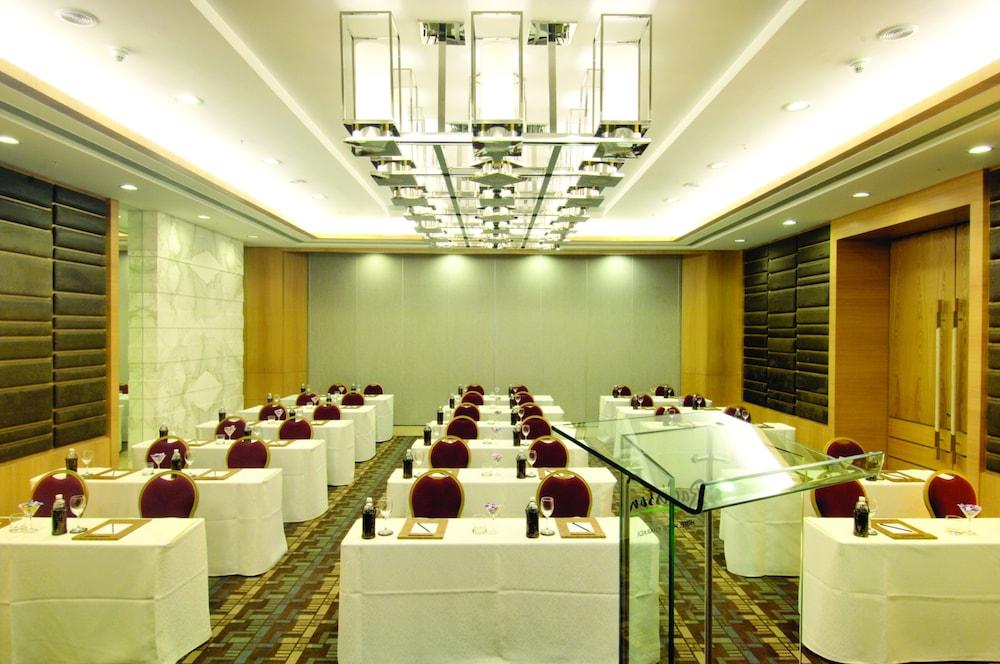 Radisson Blu Hotel Pune Kharadi Eksteriør billede