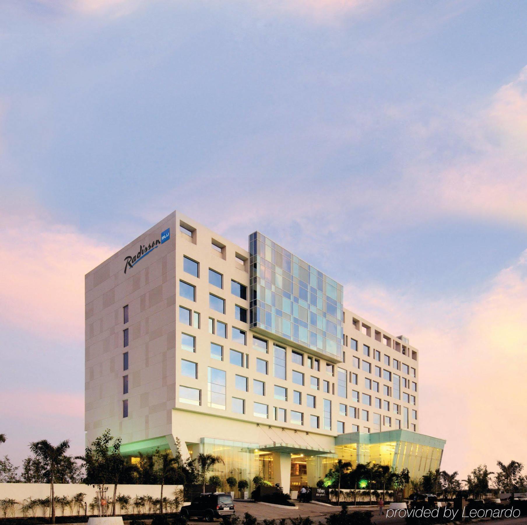 Radisson Blu Hotel Pune Kharadi Eksteriør billede